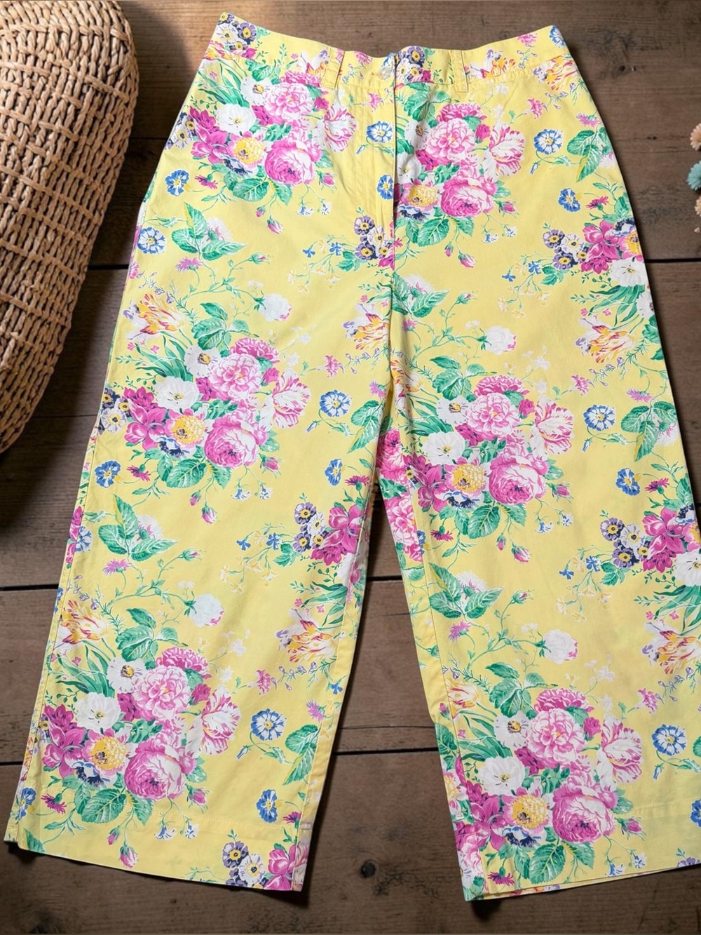 Lauren Ralph Lauren Vintage Yellow Floral Cropped Pants size 8